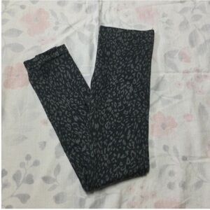 Medium Spanx Leggings